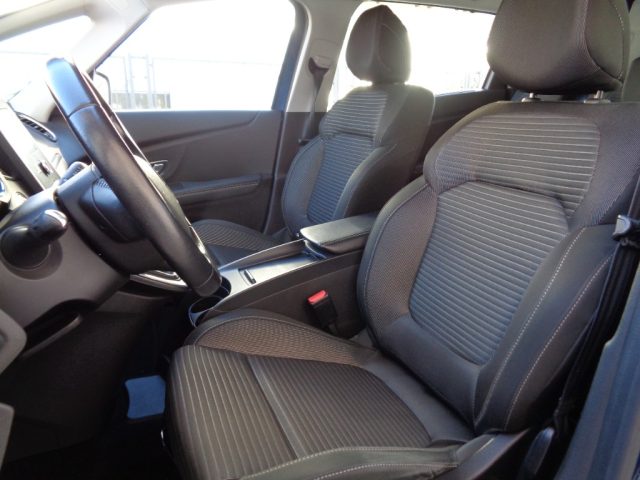 RENAULT Grand Scenic usata, con Cerchi in lega