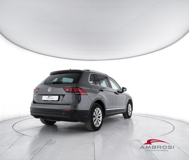 VOLKSWAGEN Tiguan usata 2