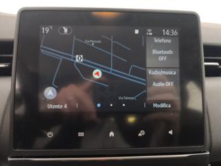 RENAULT Clio usata, con USB