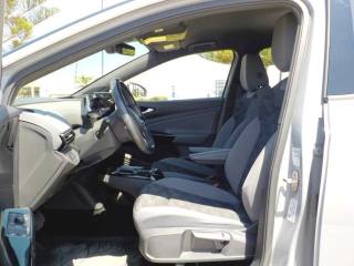 VOLKSWAGEN ID.4 usata, con Luci diurne LED