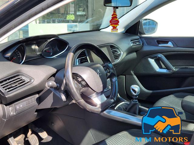 PEUGEOT 308 usata, con Cerchi in lega