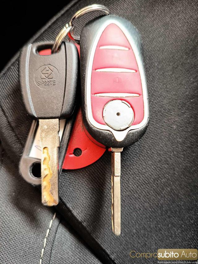 ALFA ROMEO MiTo usata 23