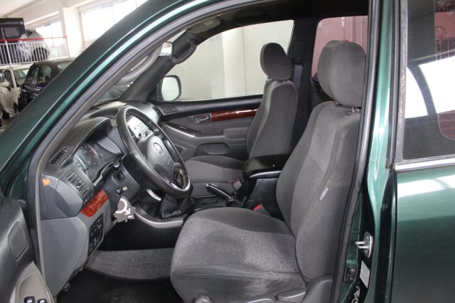 TOYOTA Land Cruiser usata, con Climatizzatore