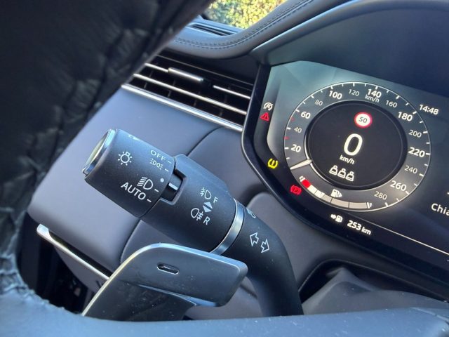 LAND ROVER Range Rover Sport usata, con Park Distance Control