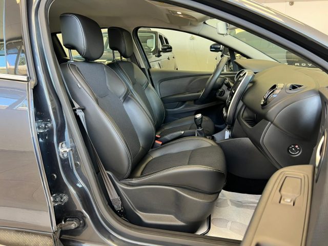 RENAULT Clio usata, con Climatizzatore