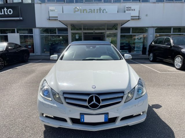 MERCEDES-BENZ E 220 usata, con Autoradio