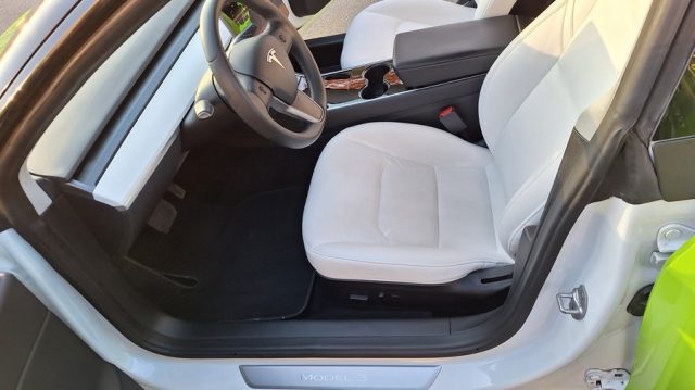 TESLA Model 3 usata, con Fendinebbia