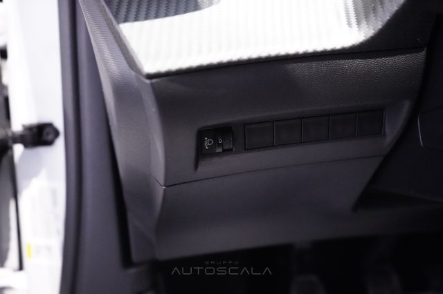 PEUGEOT 2008 usata, con Servosterzo