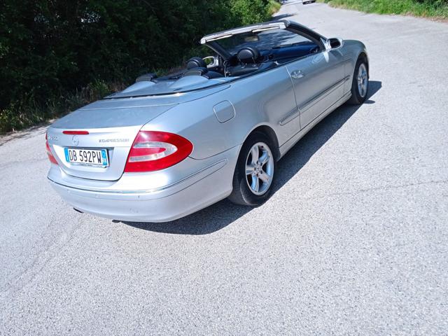 MERCEDES-BENZ SLK 200 usata, con Specchietti laterali elettrici