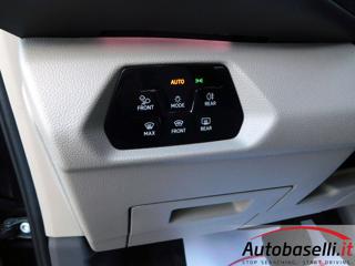 VOLKSWAGEN Multivan usata, con Sedile passeggero ribaltabile