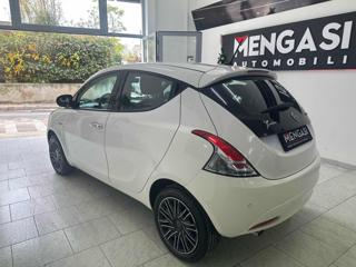 LANCIA Ypsilon usata, con Controllo trazione