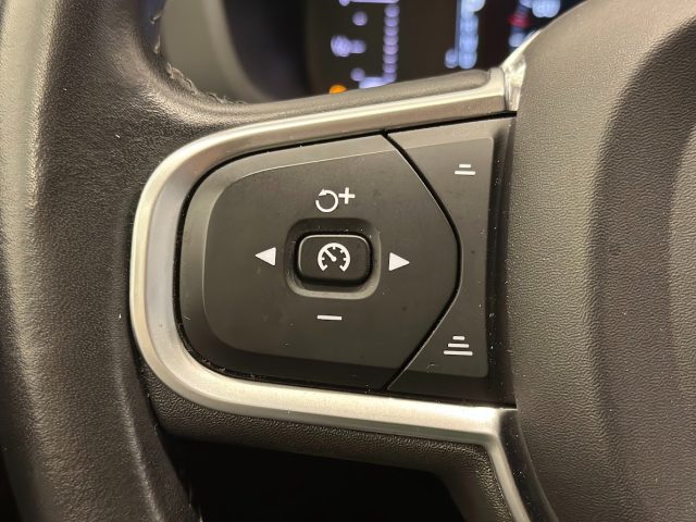 VOLVO XC60 usata, con Sistema di navigazione