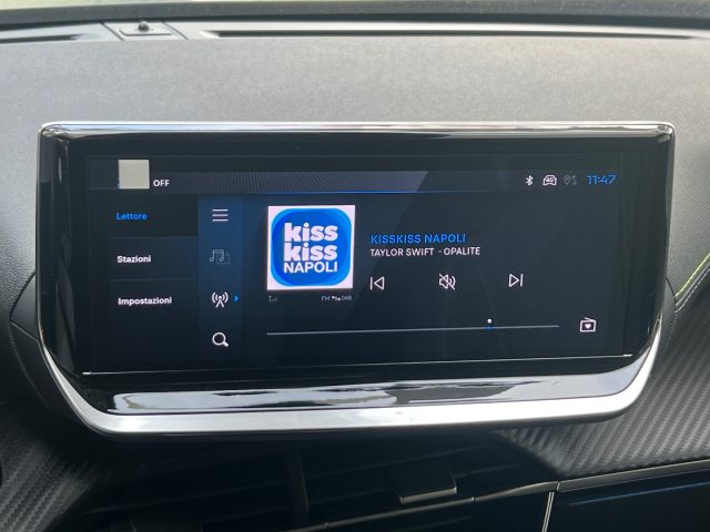 PEUGEOT 2008 usata, con Volante in pelle