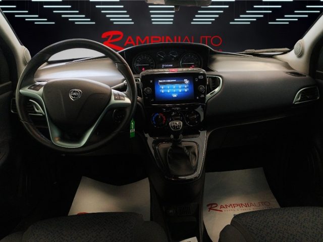 LANCIA Ypsilon usata 12