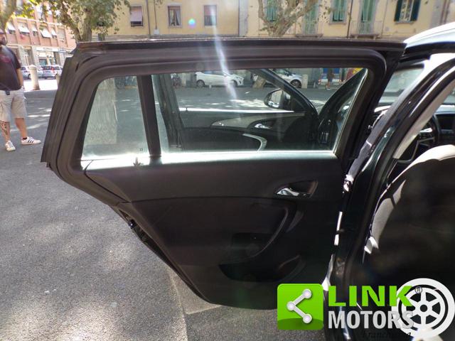 OPEL Insignia usata, con Sensori di parcheggio posteriori