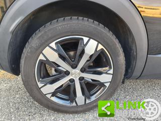 PEUGEOT 3008 usata, con Airbag testa