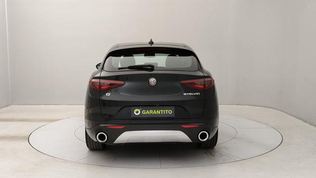 ALFA ROMEO Stelvio usata, con Airbag Passeggero