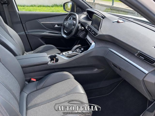 PEUGEOT 5008 usata, con Chiusura centralizzata