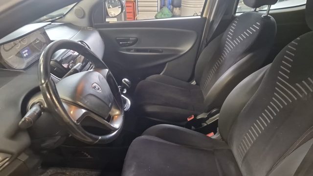 LANCIA Ypsilon usata, con Chiusura centralizzata