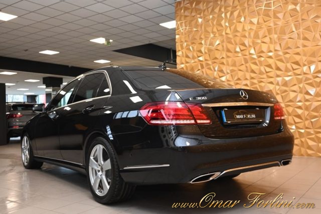 MERCEDES-BENZ E 300 usata 80