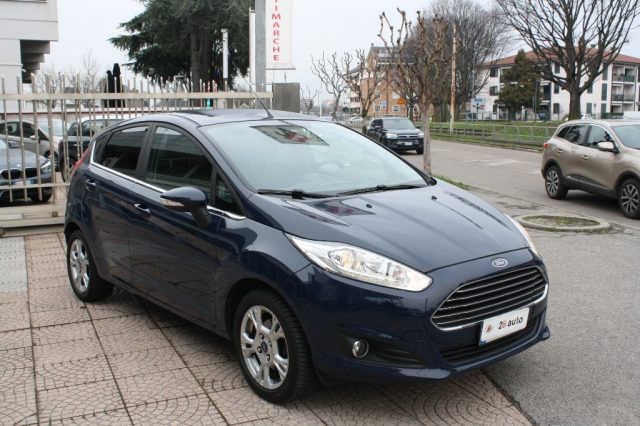 FORD Fiesta usata, con Chiusura centralizzata