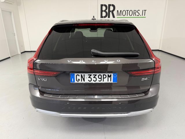 VOLVO V90 Cross Country usata, con Boardcomputer