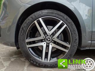 MERCEDES-BENZ V 300 usata, con Fari LED