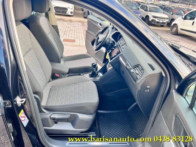 VOLKSWAGEN Tiguan usata, con Autoradio