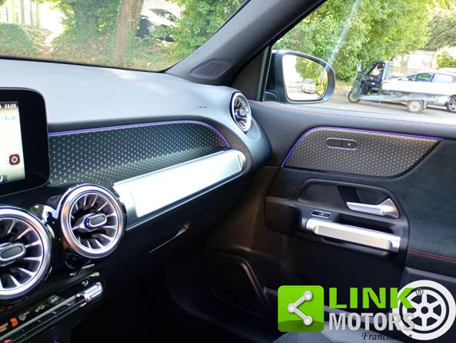 MERCEDES-BENZ GLB 200 usata, con Sistema di chiamata d