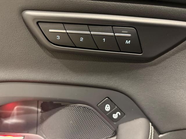 JAGUAR E-Pace usata, con Cruise Control