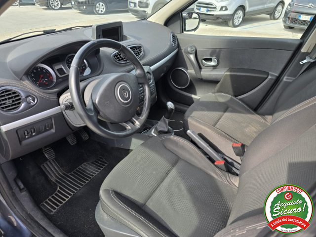 RENAULT Clio usata, con Chiusura centralizzata