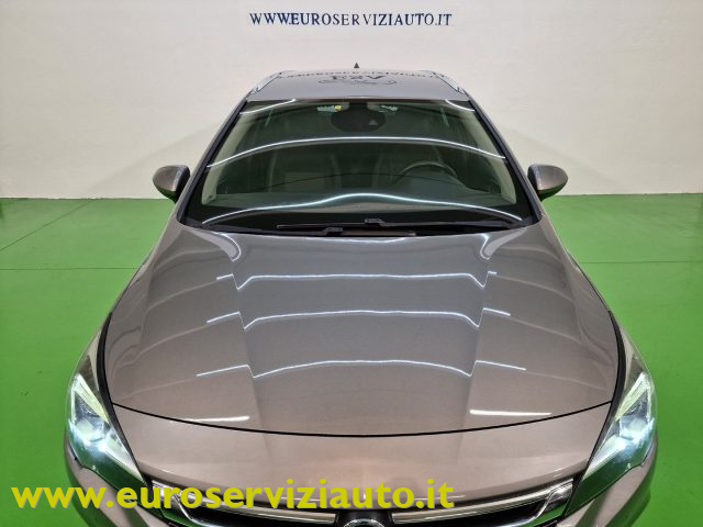 OPEL Astra usata, con Hotspot Wi-Fi
