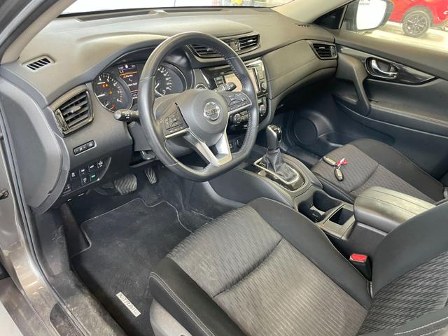 NISSAN X-Trail usata, con Park Distance Control