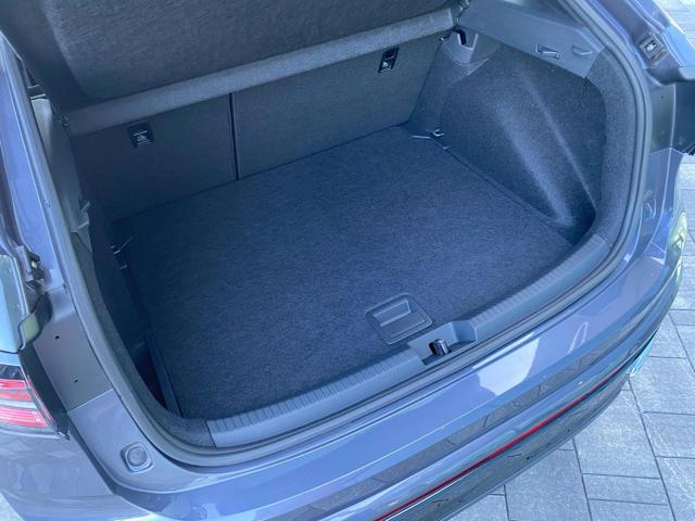 VOLKSWAGEN Taigo usata, con Park Distance Control