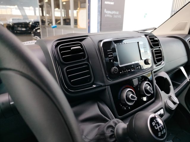 PEUGEOT Boxer usata 23