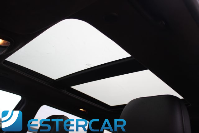 JEEP Grand Cherokee usata, con Autoradio