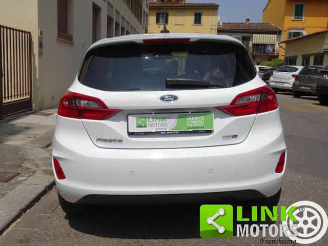FORD Fiesta usata, con Autoradio