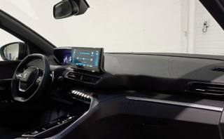 PEUGEOT 5008 usata, con Autoradio