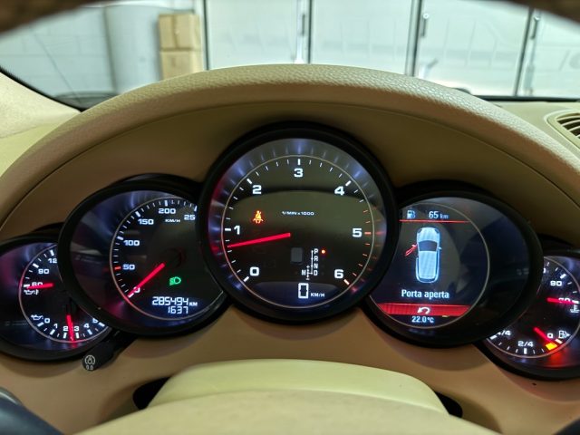 PORSCHE Cayenne usata, con Fendinebbia