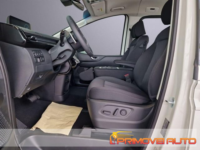 HYUNDAI Staria usata, con Airbag