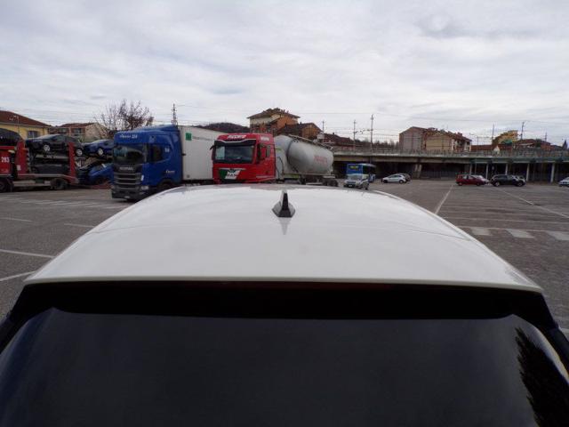 RENAULT Captur usata, con Isofix