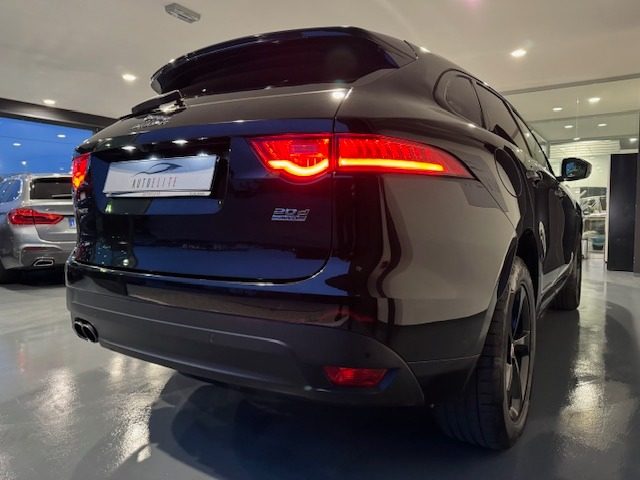 JAGUAR F-Pace usata, con Autoradio