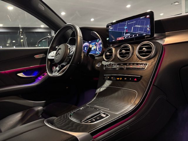 MERCEDES-BENZ GLC 220 usata, con Climatizzatore