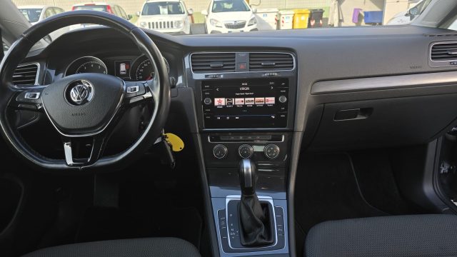 VOLKSWAGEN Golf Variant usata, con Climatizzatore