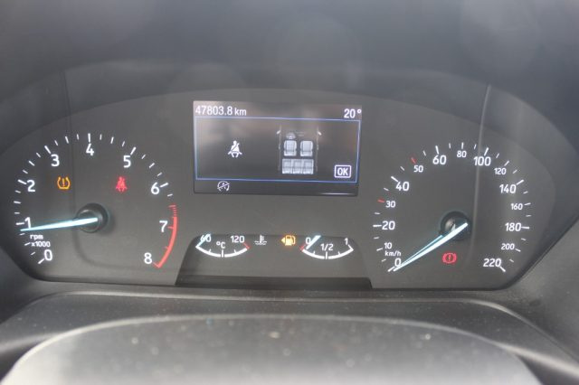 FORD Fiesta usata, con Fari LED
