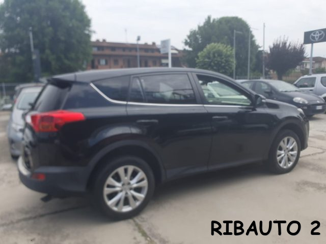 TOYOTA RAV 4 usata, con USB