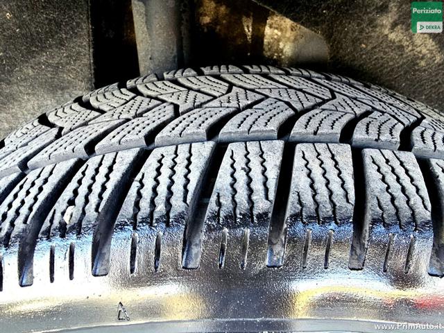 VOLKSWAGEN Tiguan usata, con Sedile posteriore sdoppiato