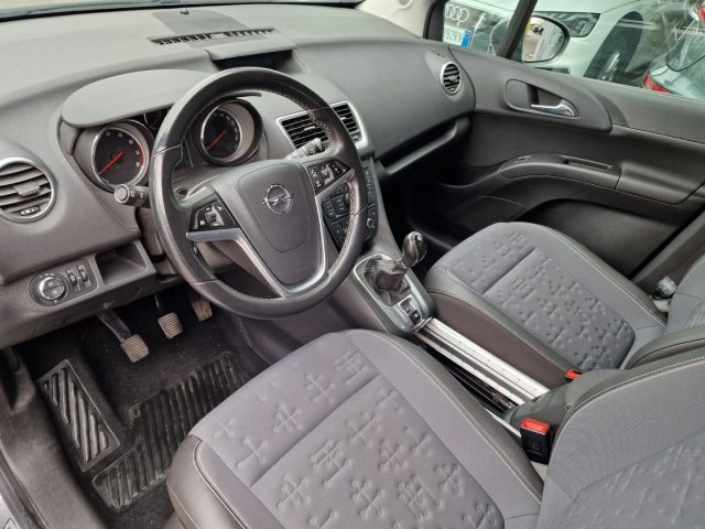 OPEL Meriva usata, con Controllo automatico clima