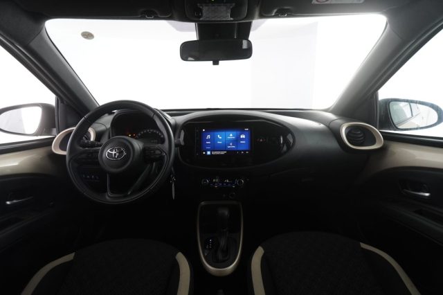 TOYOTA Aygo X usata 3