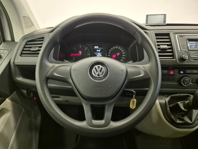 VOLKSWAGEN Caravelle usata, con ESP